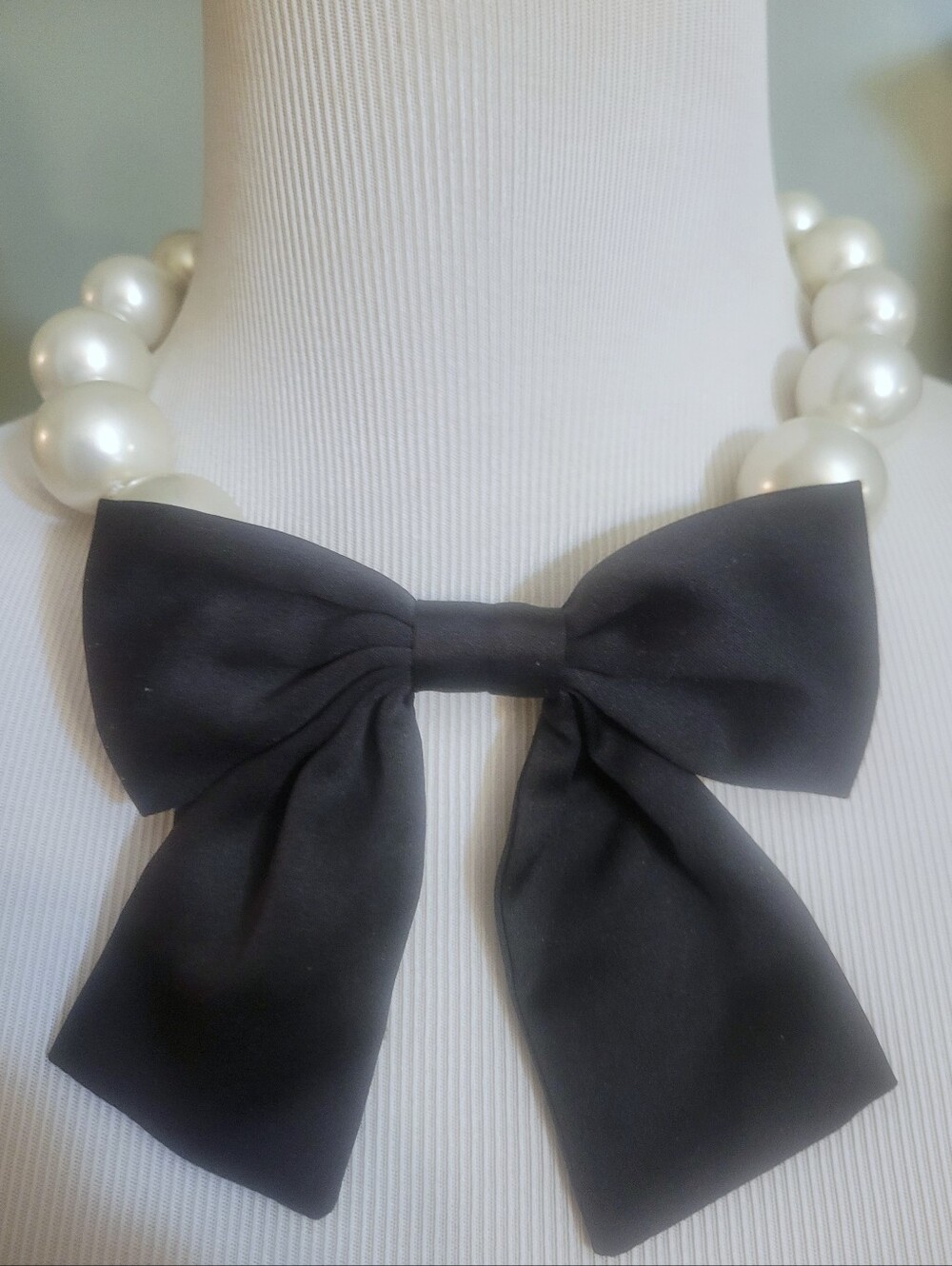 J. Crew Dramatic Bow Necklace - Picture 3 of 7